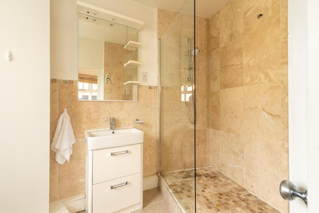 Look No Further The Stable Block In Beautiful Beaufort House 2 Bedrooms Bath Exteriör bild