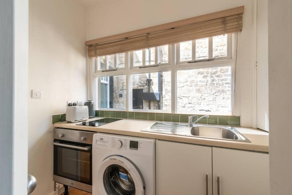 Look No Further The Stable Block In Beautiful Beaufort House 2 Bedrooms Bath Exteriör bild